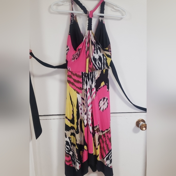 Dress - Picture 3 of 3